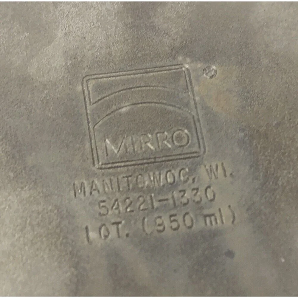 Mirro Sauce Pans 2 Qt & 1 Qt  VTG USA Non-Stick Aluminum Wooden Handle w/ Lids